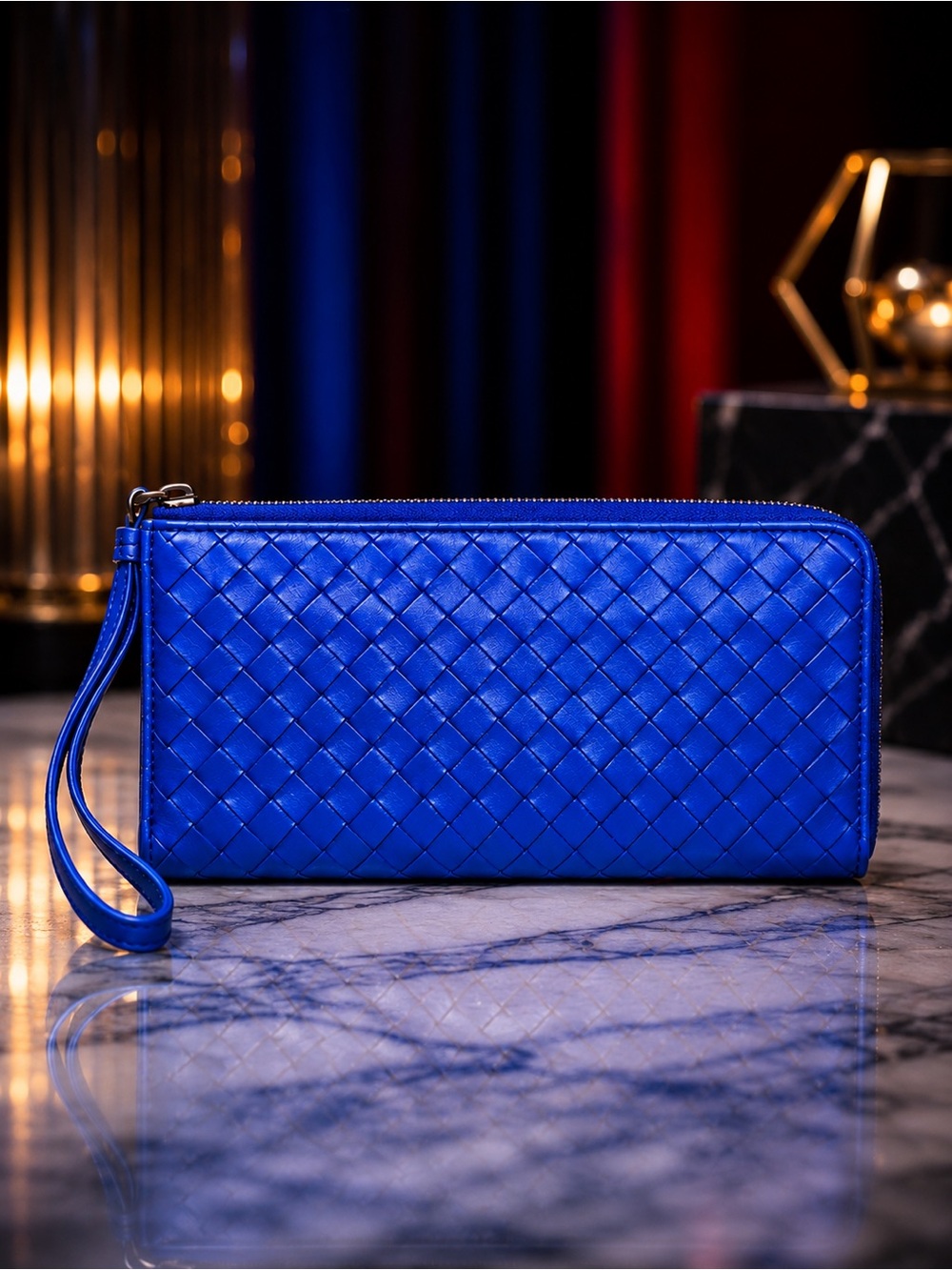 Bottega Veneta Intrecciato Blue Zip Wristlet Nappa Leather Woven | Full Set